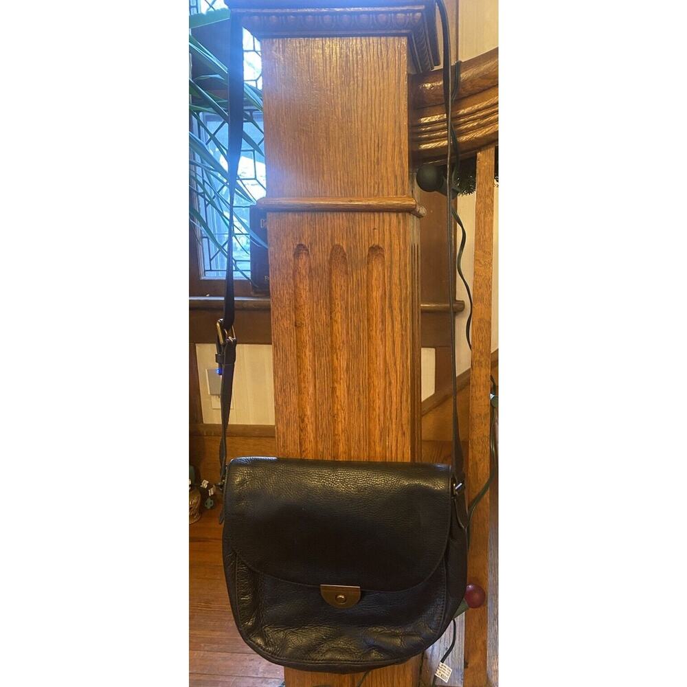Vintage Fossil Saddle Flap Soft Leather Bag Women’s Handbag Black Shoulder Cross